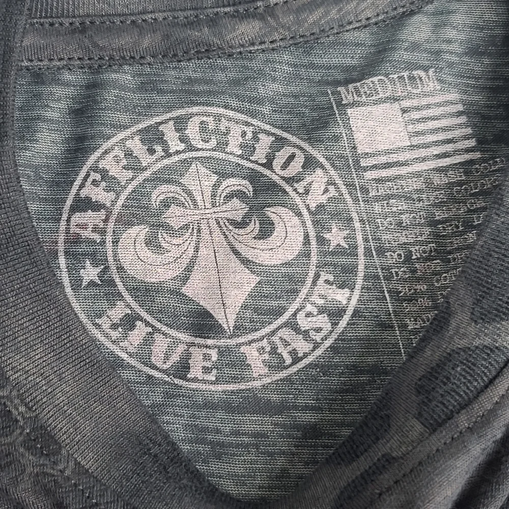 Affliction Chris Kyle Edition T-shirt. - Picture 9 of 10